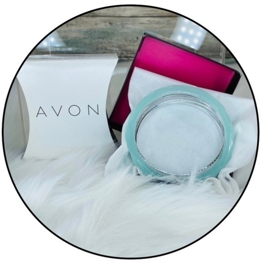 FACETED BANGLE SET - Green AVON